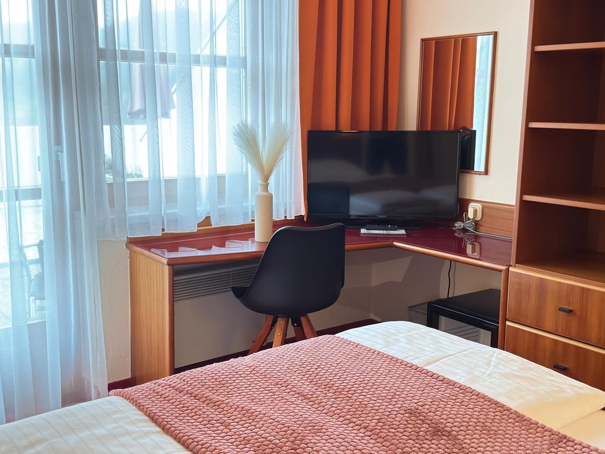 לויפרסדורף ביי פורסטנפלד Vitalhotel Krainz מראה חיצוני תמונה