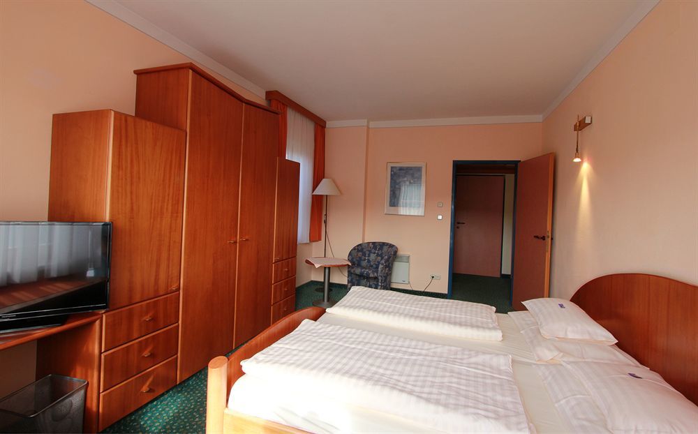 לויפרסדורף ביי פורסטנפלד Vitalhotel Krainz מראה חיצוני תמונה